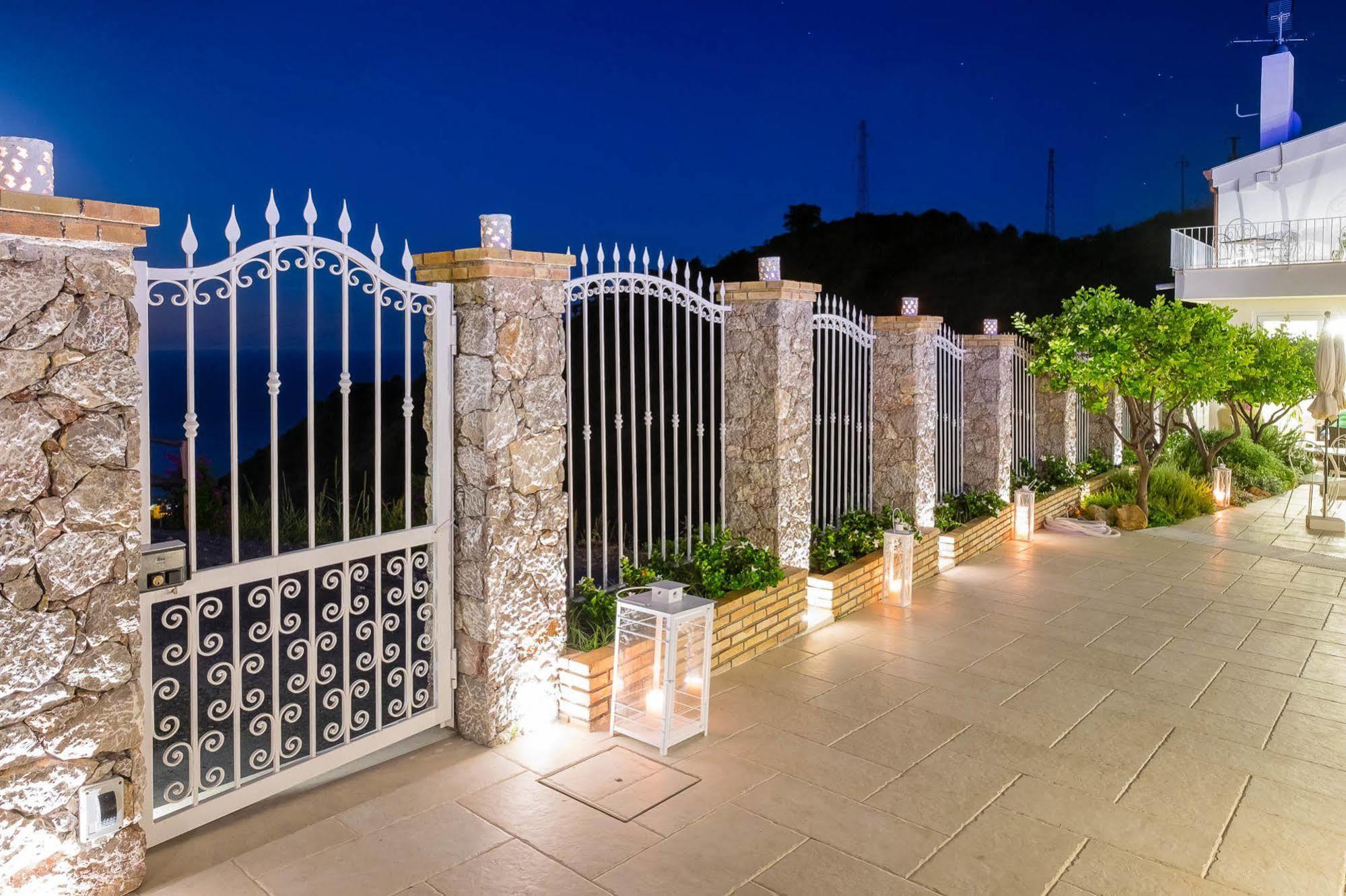 Sciccosa Guest House Taormina Exterior foto